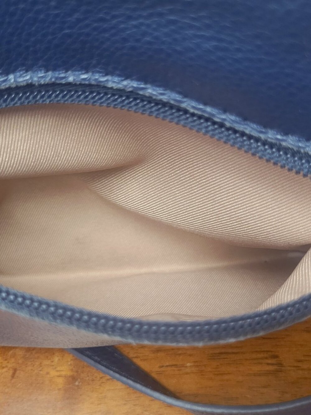 The Sak ~Leather Shoulder Bag / Purse ~ *Excellent Condition - Picture 2 of 6
